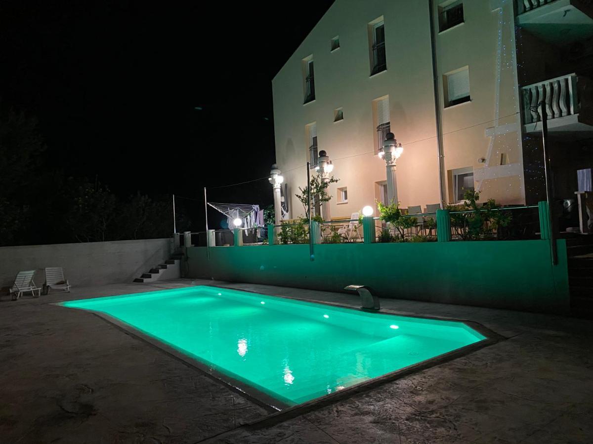 Apartmani Ivan V Relax ヴォディツェ エクステリア 写真