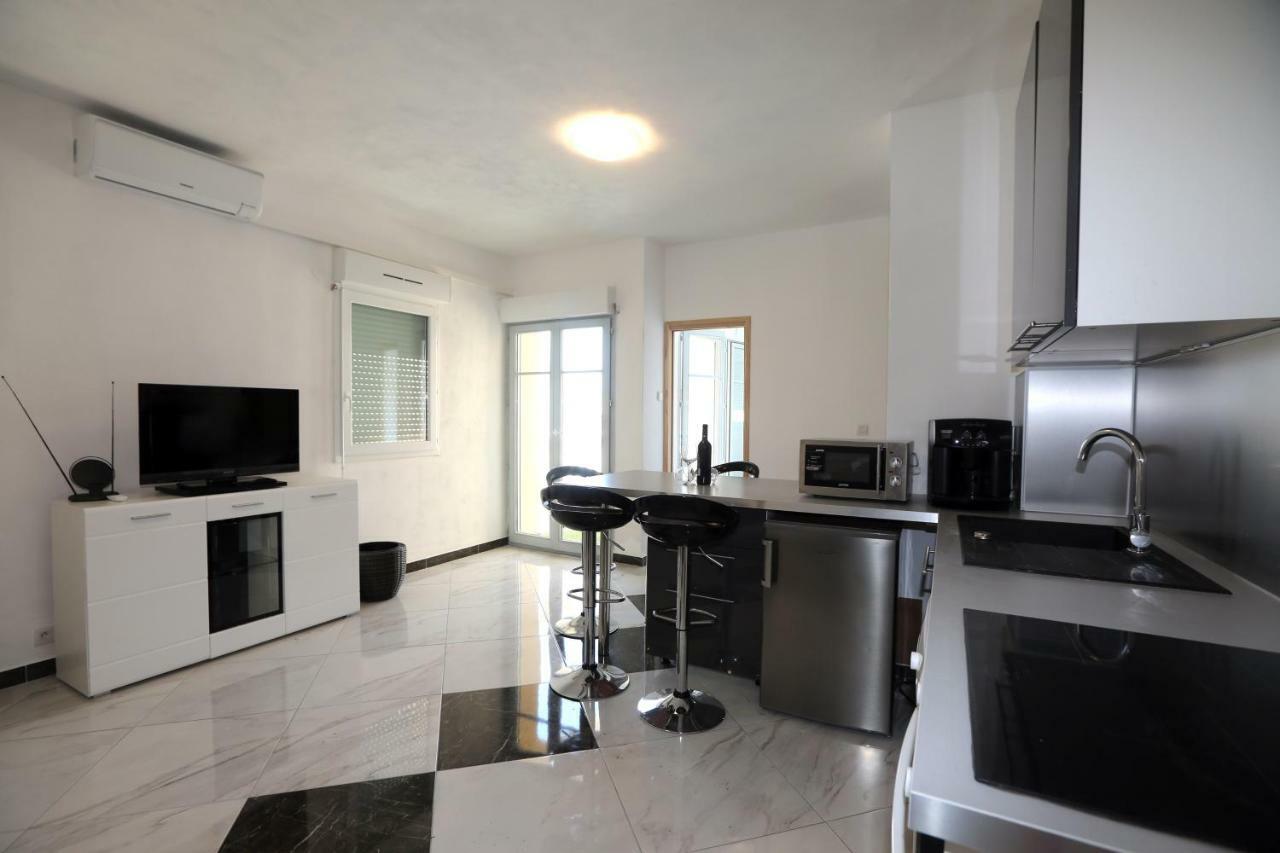 Apartmani Ivan V Relax ヴォディツェ エクステリア 写真