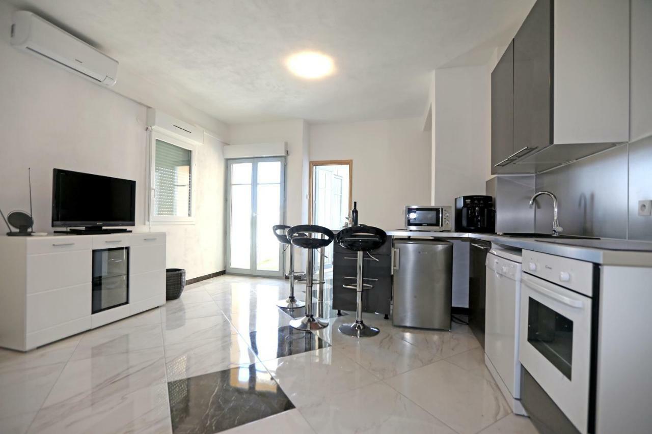 Apartmani Ivan V Relax ヴォディツェ エクステリア 写真